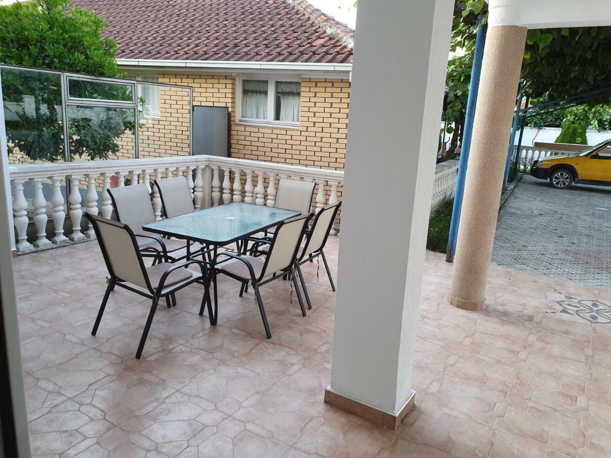 Apartments Melbourne Ulcinj Exterior photo