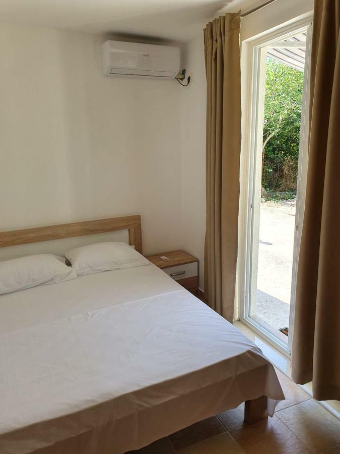 Apartments Melbourne Ulcinj Room photo